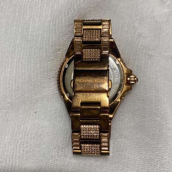 Gorgeous Rose Gold Michael Kors Watch.            MAKE ME A OFFER!!! main image 3